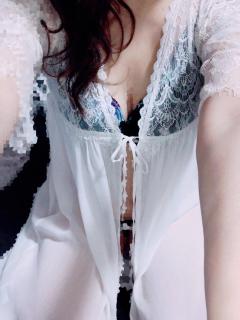 ミセス☆ルビー しおり♡Hを研究中♡綺麗お勧め ロングヘアorショートヘア❓