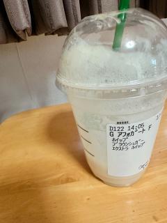 シルエット　新人「ま　り」