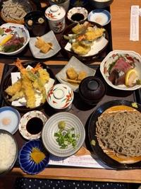 なんだか今日涼しくないですか