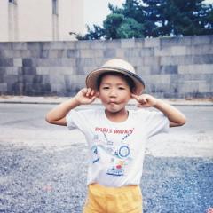 私の幼少期😙