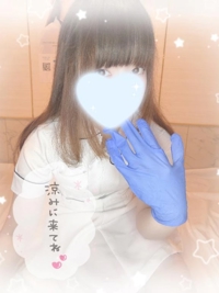 小さい手で搾り取ります