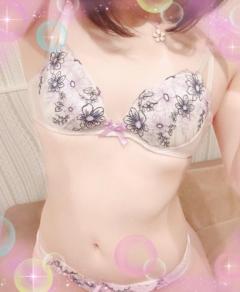 人妻コレクション～若妻から熟女まで　新人りこ♡ゆるふわ癒し系