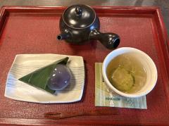 休日