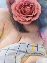 シュキーン∠(　- )／
