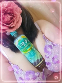 シュキーン∠(　- )／