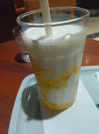 カフェ