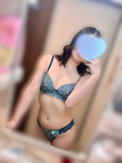 お足元の悪い中??