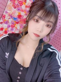 即生専門店ゴッドパイ(福岡市) ひな♡巨乳美女♡