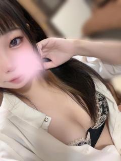 鹿屋デリヘル レディ　⭐あき⭐ミニマム清楚系素人美女
