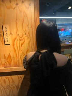 即生専門店ゴッドパイ せいか♡モデル級ビジュ＆スタイル♡ 自分載せろよって感じやけど笑