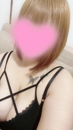 鹿児島天文館デリヘルLOVEVE～ラヴィーヴ～　めろ☆バリかわパイパン福岡女子☆