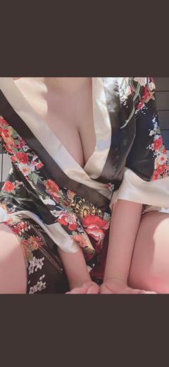 TheGrandPhoenix　ひろ※隣の部屋の奉仕妻