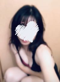  よる