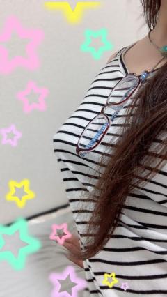 人妻コレクション～若妻から熟女まで 新人るい♡神秘的なＦ美乳美女 おはようございます^ ^