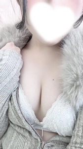 池袋㊙エステフル勃起 雅まりん 初めまして