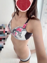 池袋㊙エステフル勃起　伊吹まお